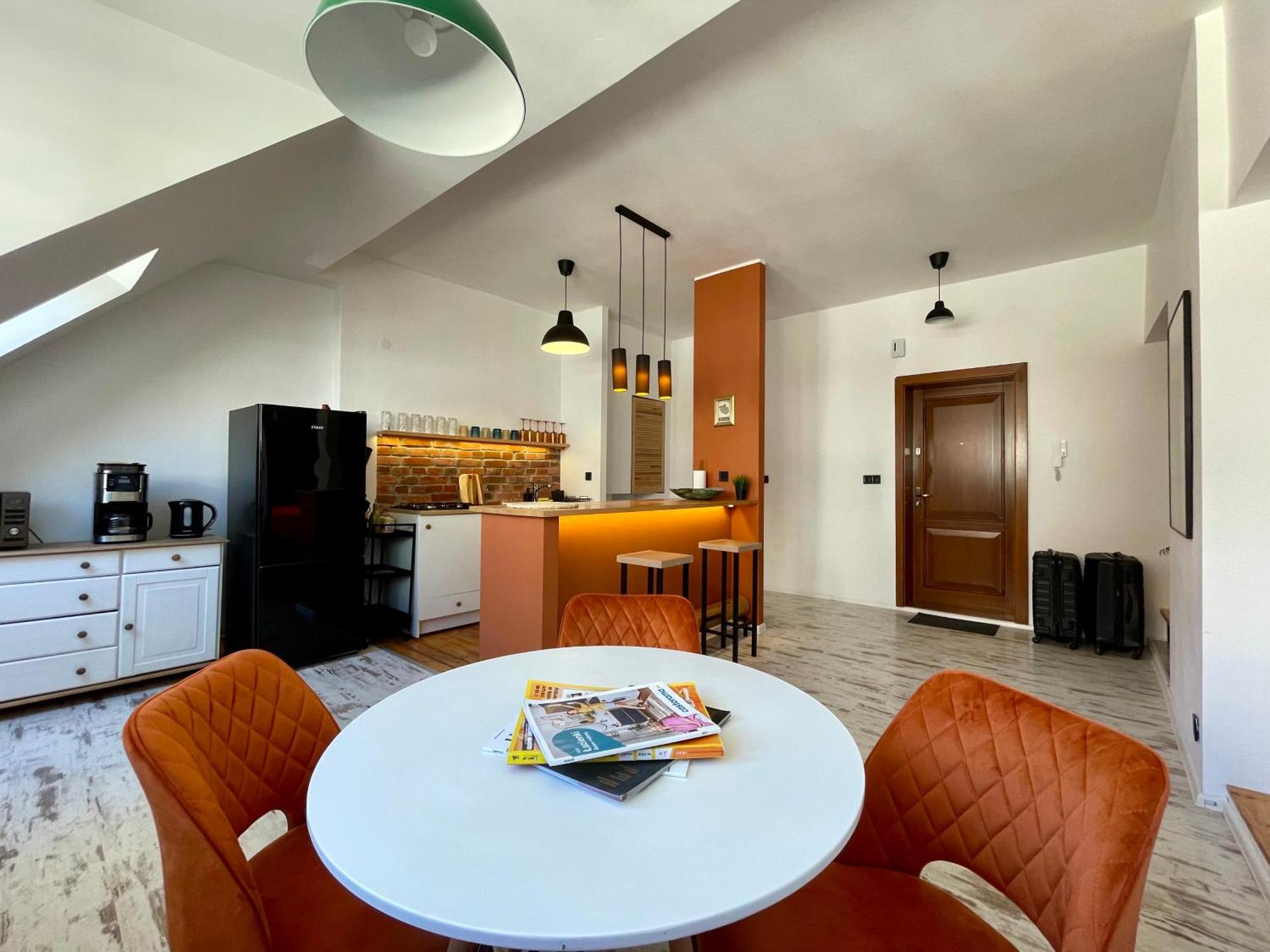 93 M2 Rynek Kino Na Dachu Self Check-In Apartment Wroclaw Exterior photo